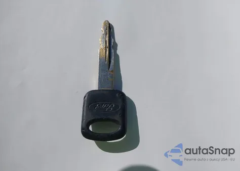 2013 Ford E-350 Super Duty Commercial из США, поврежденный, VIN 1FTSE3EL3DDB30013